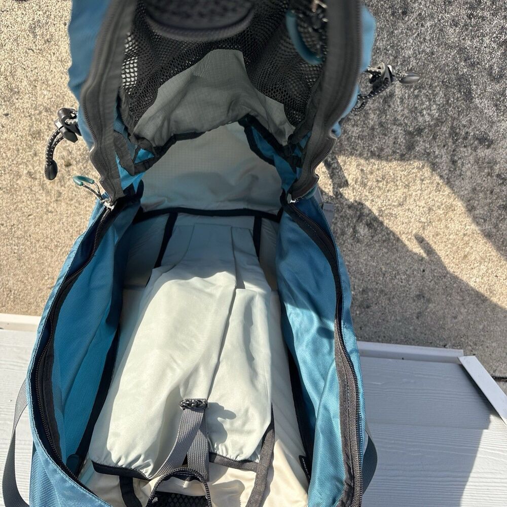 Osprey Aura 35L Hiking Backpack Blue Gray Women Zip Buckle Hip Belt - Picture 9 of 14